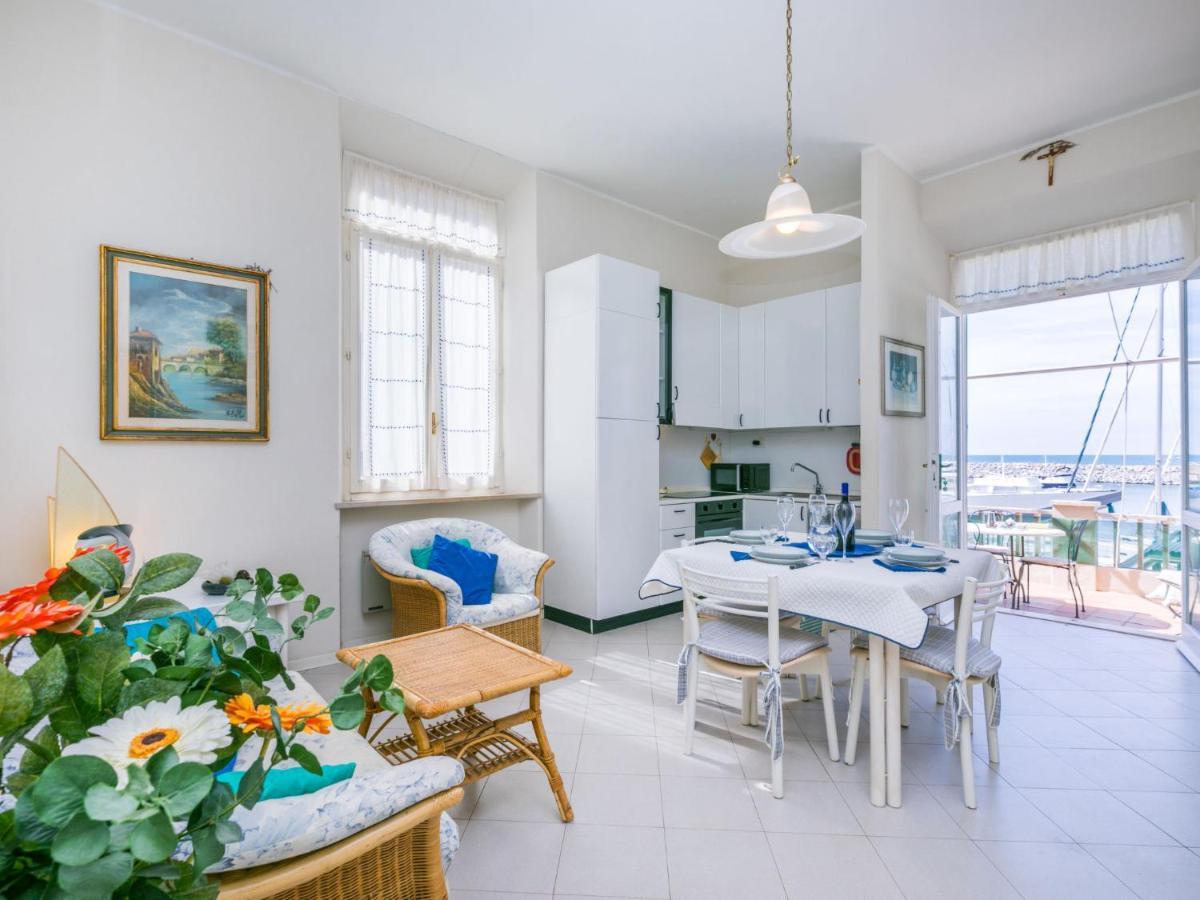 Apartment Ponente N-2 By Interhome Σαν Βιντσέντσο Εξωτερικό φωτογραφία